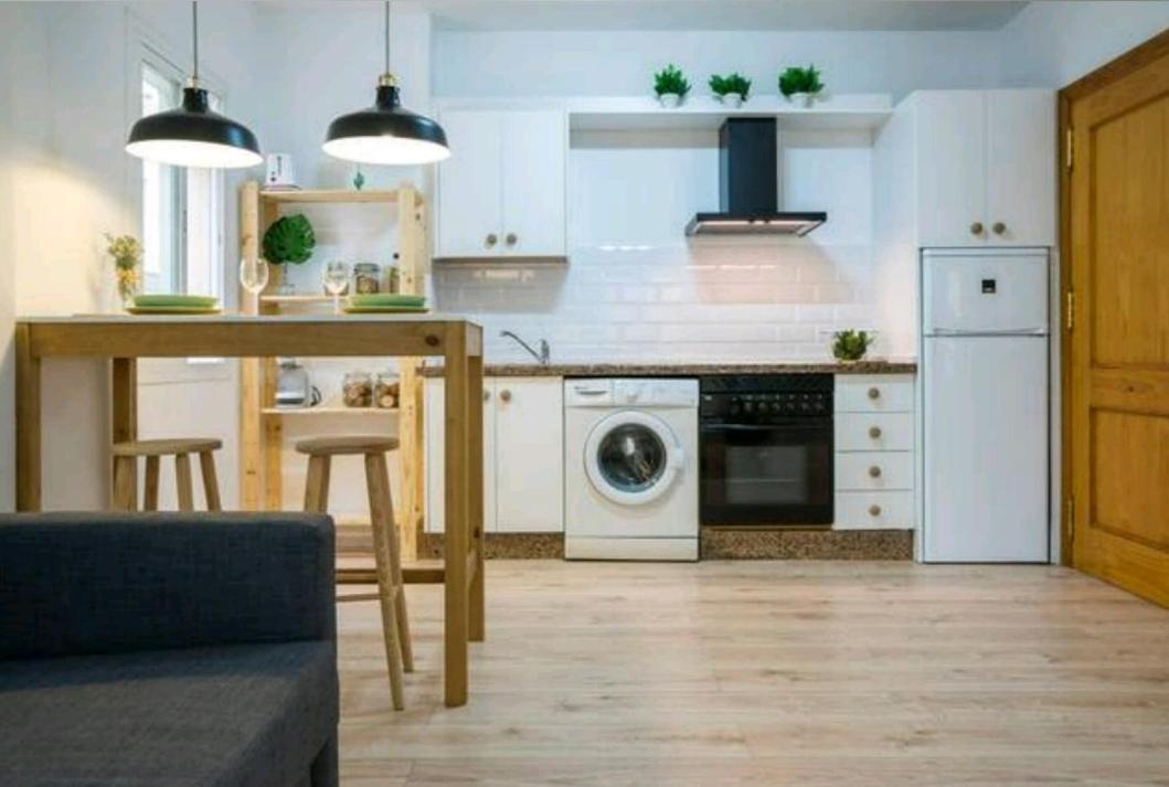 Apartamento Minaga 1 ネルハ エクステリア 写真